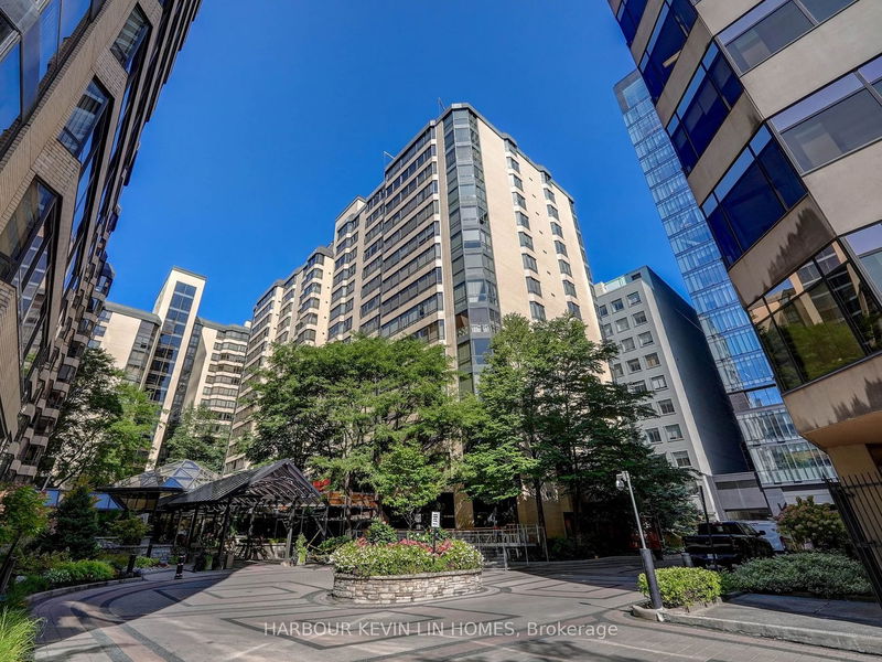 Preview image for 280 Simcoe St #107, Toronto