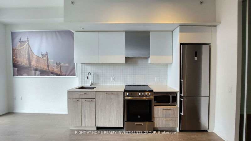 Preview image for 251 Jarvis St #1019, Toronto