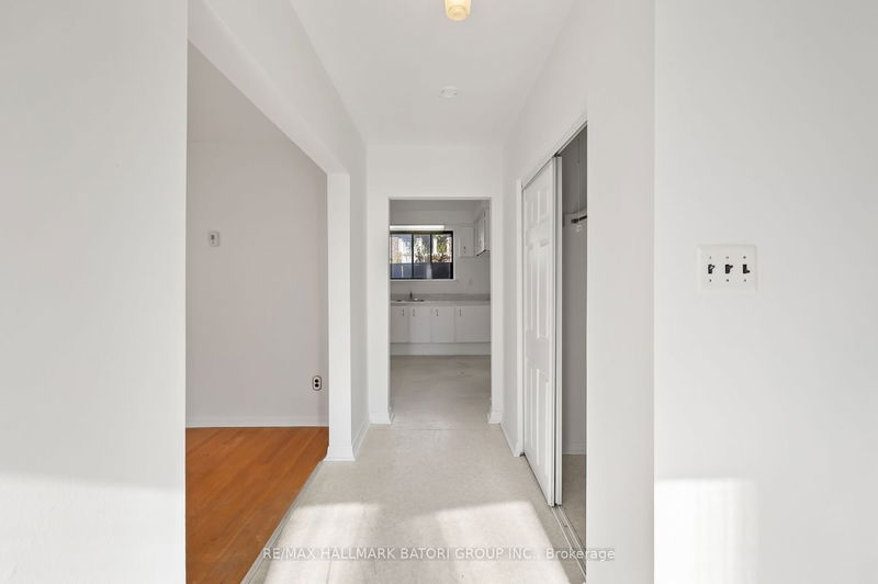 Preview image for 1 Lotus Crt, Toronto