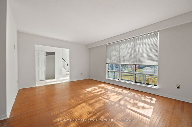 Preview image for 1 Lotus Crt, Toronto