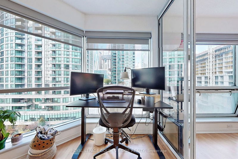 Preview image for 10 Yonge St #706, Toronto