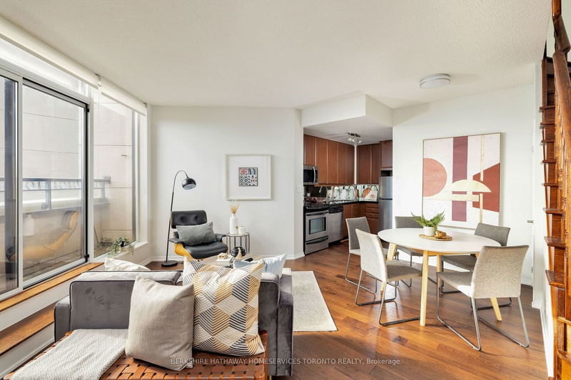 Preview image for 308 Palmerston Ave #Ph18, Toronto