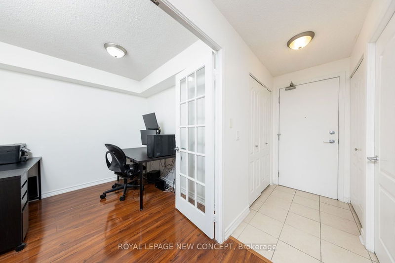 Preview image for 17 Barberry Pl S #1412, Toronto