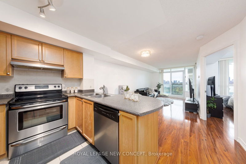 Preview image for 17 Barberry Pl S #1412, Toronto