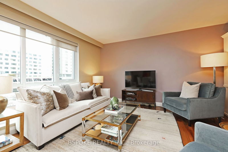 Preview image for 40 Rosehill Ave #701, Toronto