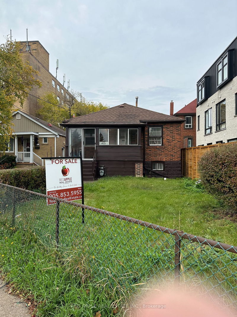 Preview image for 471 Vaughan Rd E, Toronto