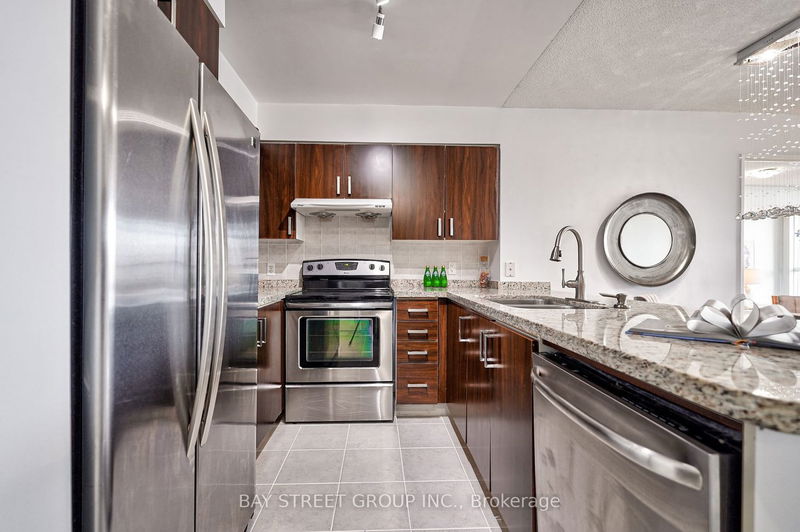 Preview image for 23 Hollywood Ave #2907, Toronto