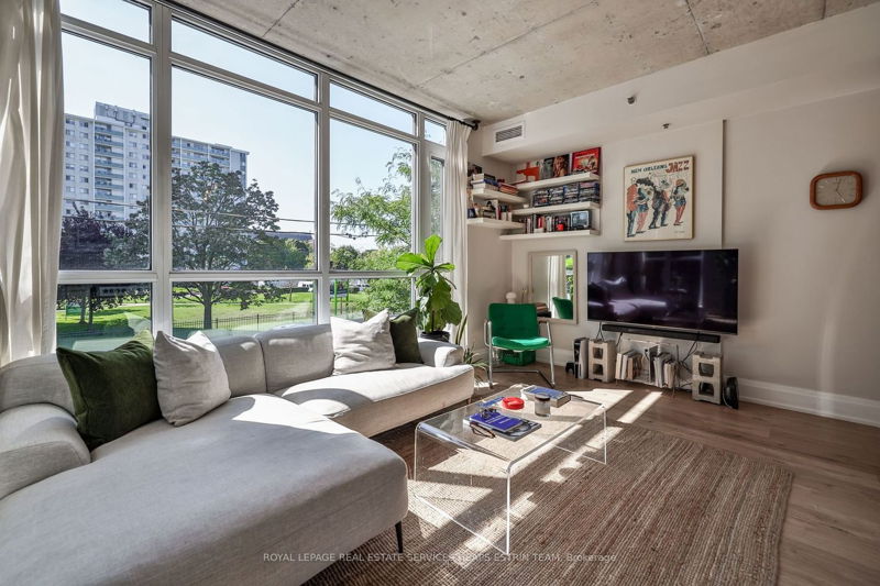 Preview image for 707 Dovercourt Rd #205, Toronto