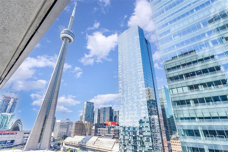 Preview image for 30 Grand Trunk Cres #2505, Toronto
