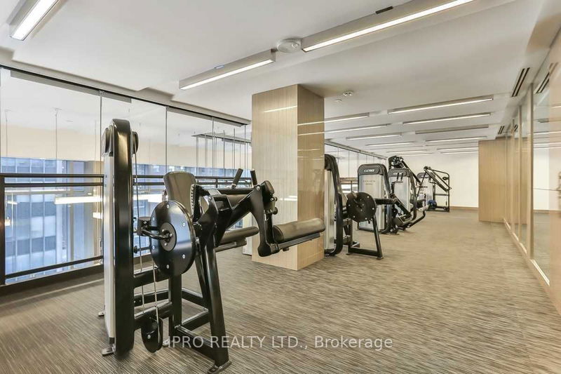 Preview image for 98 Lillian St #1019, Toronto