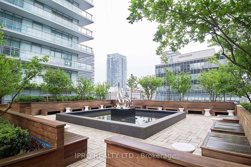 Preview image for 98 Lillian St #1019, Toronto
