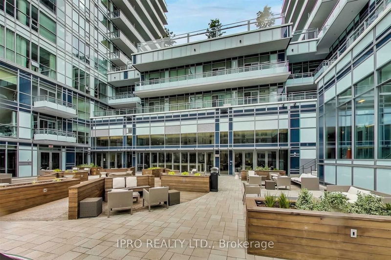 Preview image for 98 Lillian St #1019, Toronto