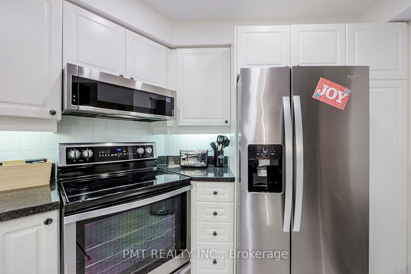 Preview image for 211 Randolph Rd #313, Toronto