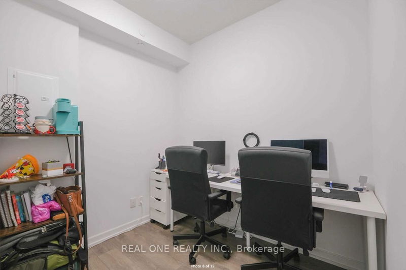 Preview image for 32 Forest Manor Rd S #2207, Toronto