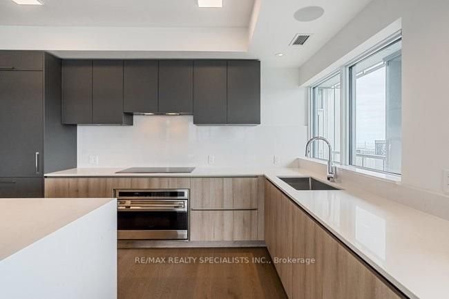 Preview image for 1 Yorkville Ave #5101, Toronto