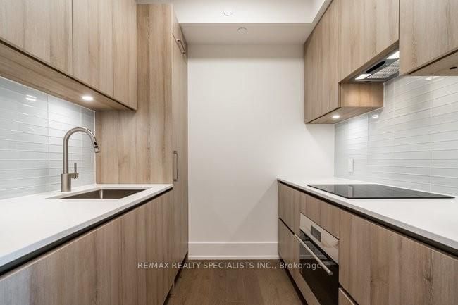 Preview image for 1 Yorkville Ave #5101, Toronto