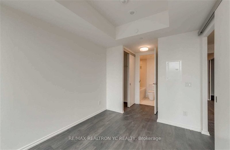 Preview image for 8 Hillsdale Ave E #936, Toronto