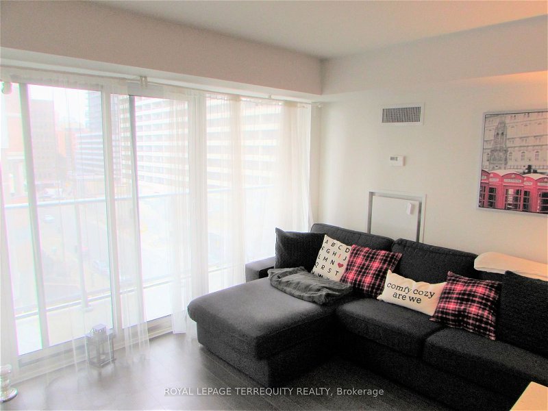 Preview image for 58 Orchard View Blvd #507, Toronto