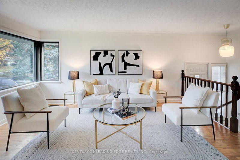 Preview image for 117 Wyndcliff Cres, Toronto