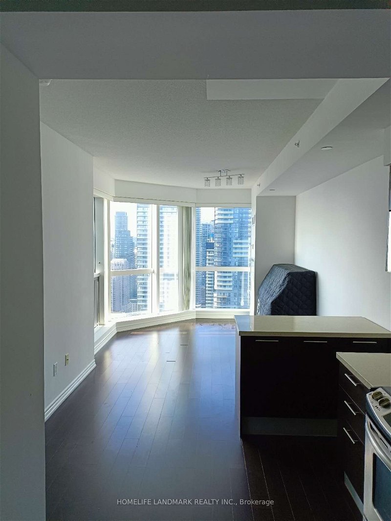 Preview image for 386 Yonge St #4616, Toronto