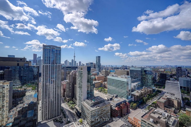 Preview image for 38 Grenville St #3806, Toronto