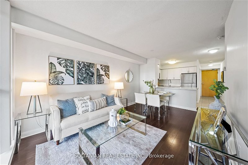 Blurred preview image for 4968 Yonge St #1708, Toronto