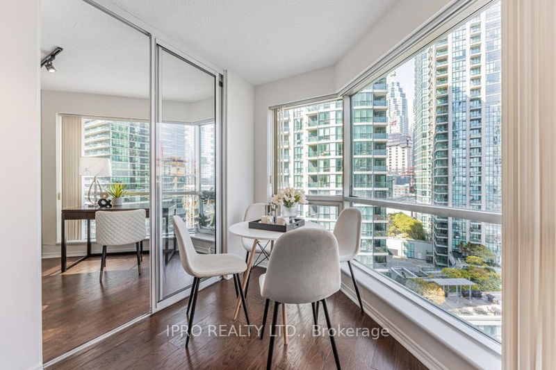 Preview image for 10 Yonge St #1404, Toronto