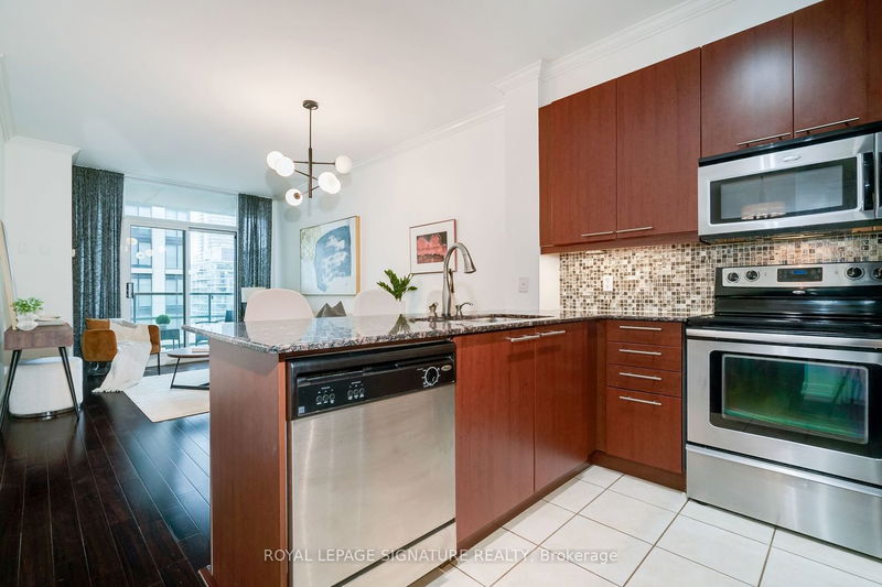 Preview image for 88 Broadway Ave #1204, Toronto
