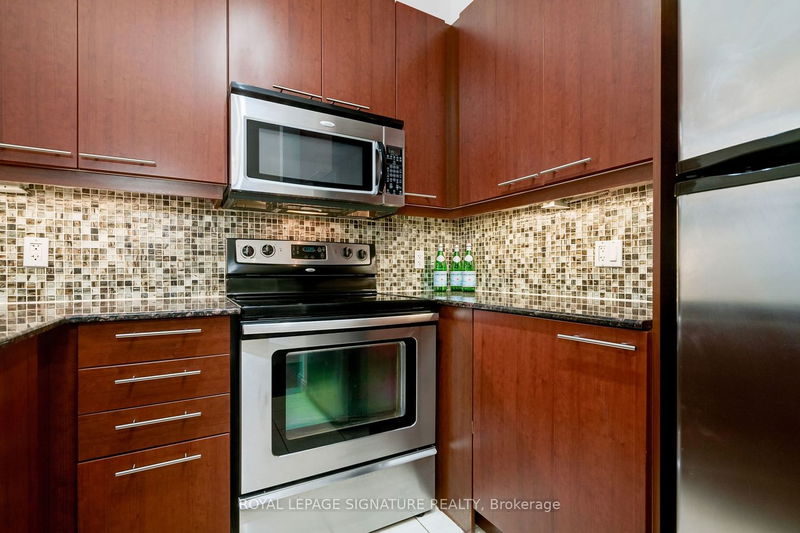 Preview image for 88 Broadway Ave #1204, Toronto