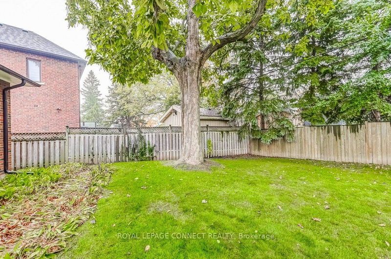 Preview image for 34 Shaunavon Hts Cres, Toronto