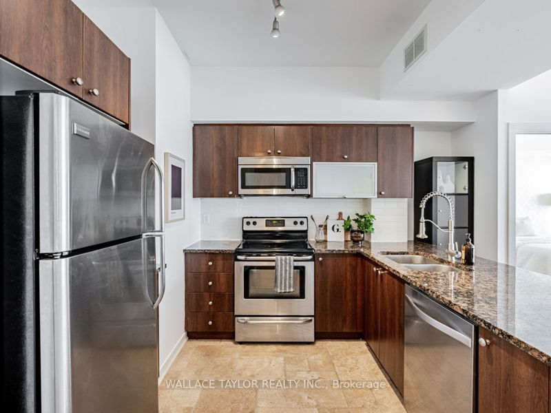 Preview image for 59 East Liberty St #2006, Toronto