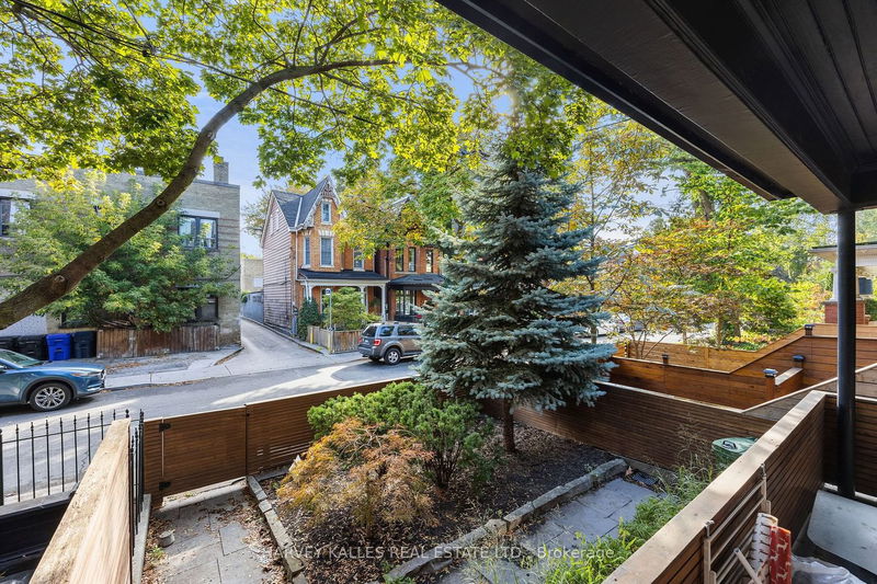 Preview image for 152 Major St, Toronto