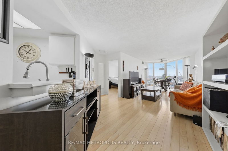 Preview image for 7 Concorde Pl #2810, Toronto