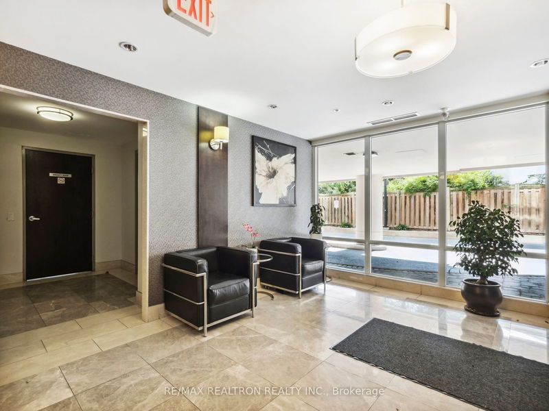 Preview image for 801 Sheppard St W #605, Toronto