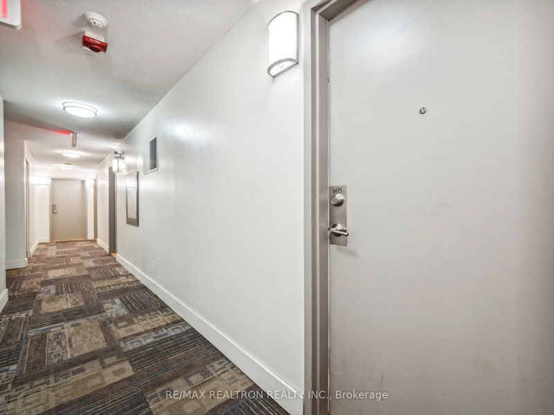 Preview image for 801 Sheppard St W #605, Toronto