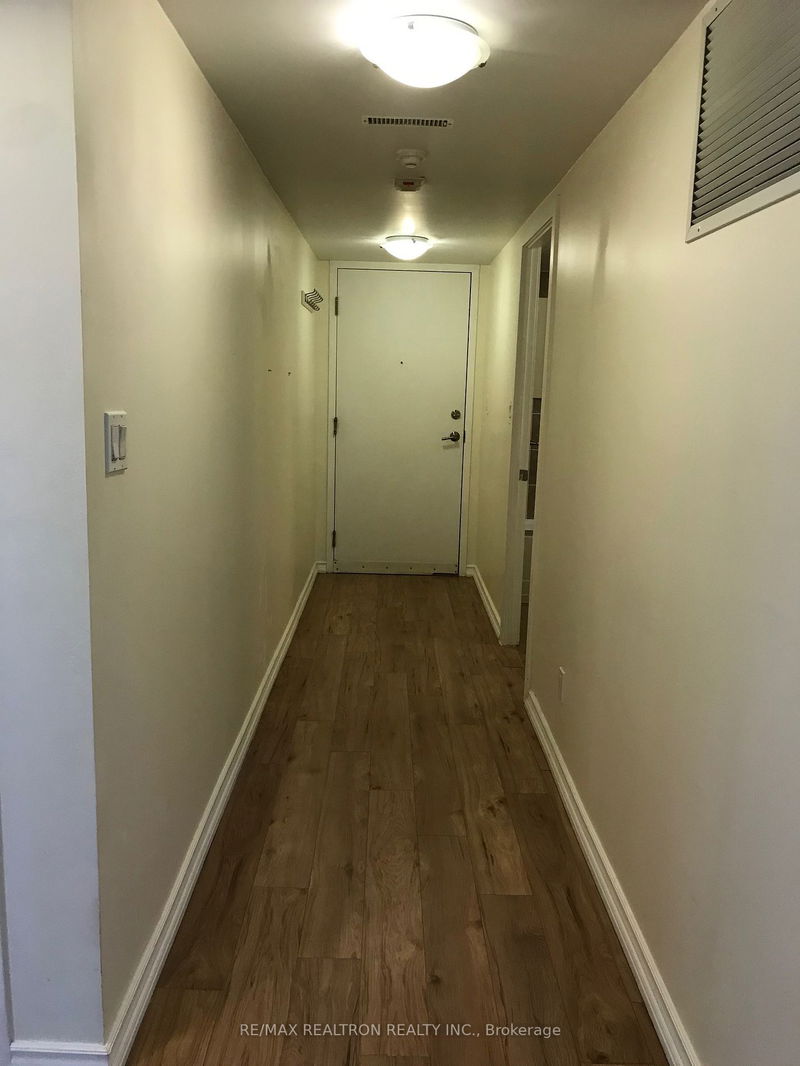 Preview image for 801 Sheppard St W #605, Toronto