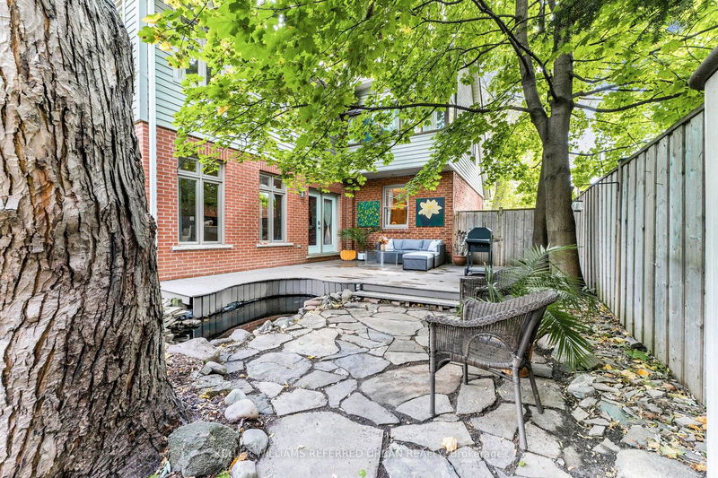 Preview image for 114 Anndale Dr, Toronto