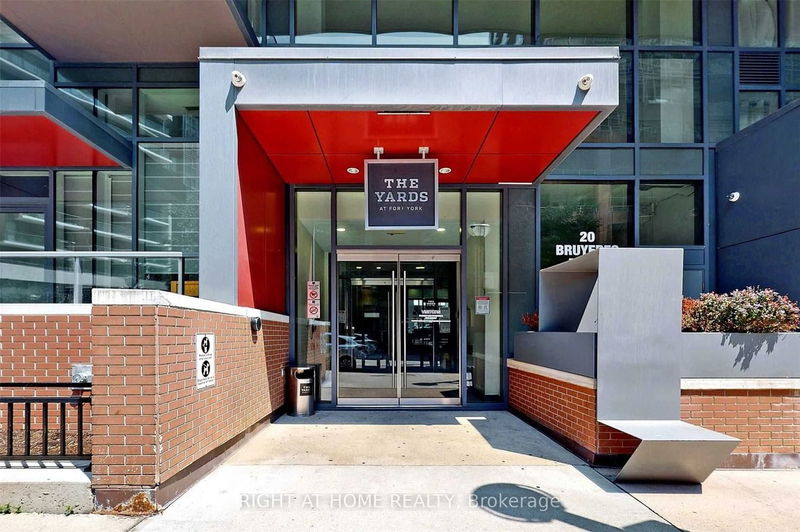 Preview image for 20 Bruyeres Mews #1707, Toronto