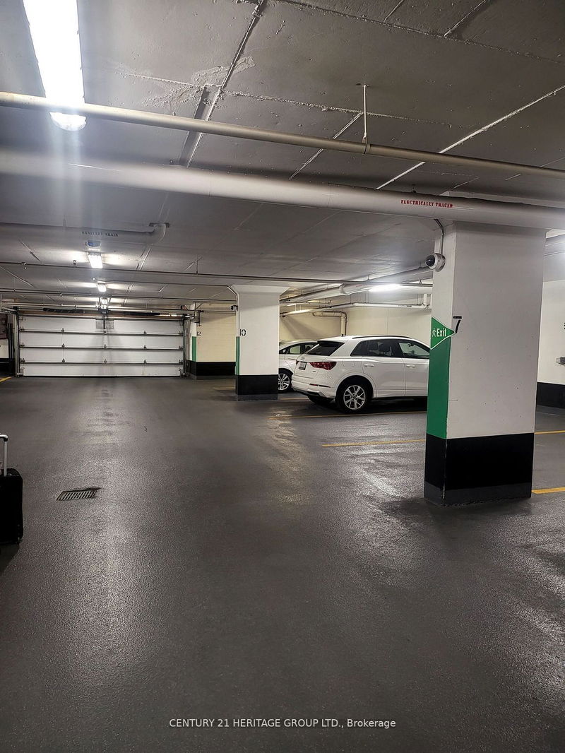 Preview image for 101 Erskine Ave #Lvl B7, Toronto
