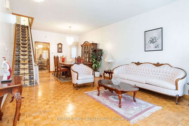 Preview image for 252 Brock Ave, Toronto