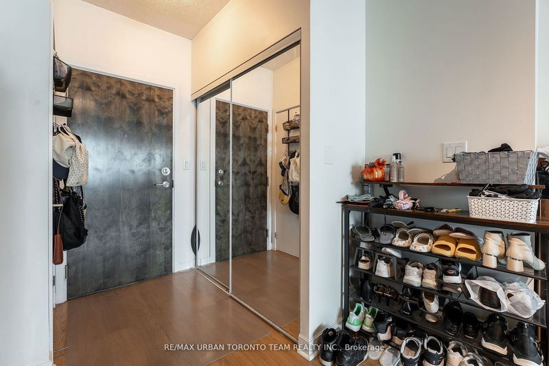 Preview image for 33 Bay St #4101, Toronto