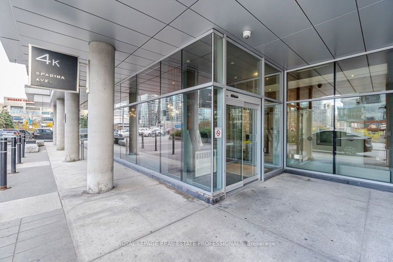 Preview image for 4K Spadina Ave #923, Toronto