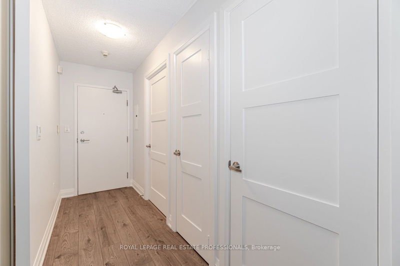 Preview image for 4K Spadina Ave #923, Toronto