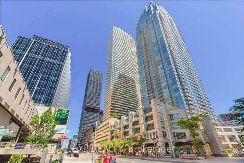 Preview image for 2221 Yonge St #911, Toronto