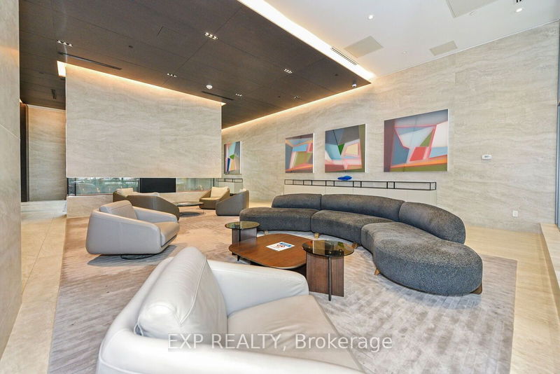 Preview image for 2221 Yonge St #911, Toronto