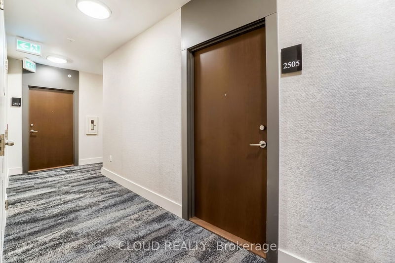Preview image for 38 Iannuzzi St #2505, Toronto