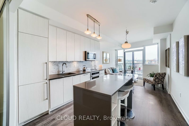 Preview image for 38 Iannuzzi St #2505, Toronto