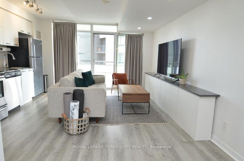 Preview image for 38 Joe Shuster Way #1301, Toronto
