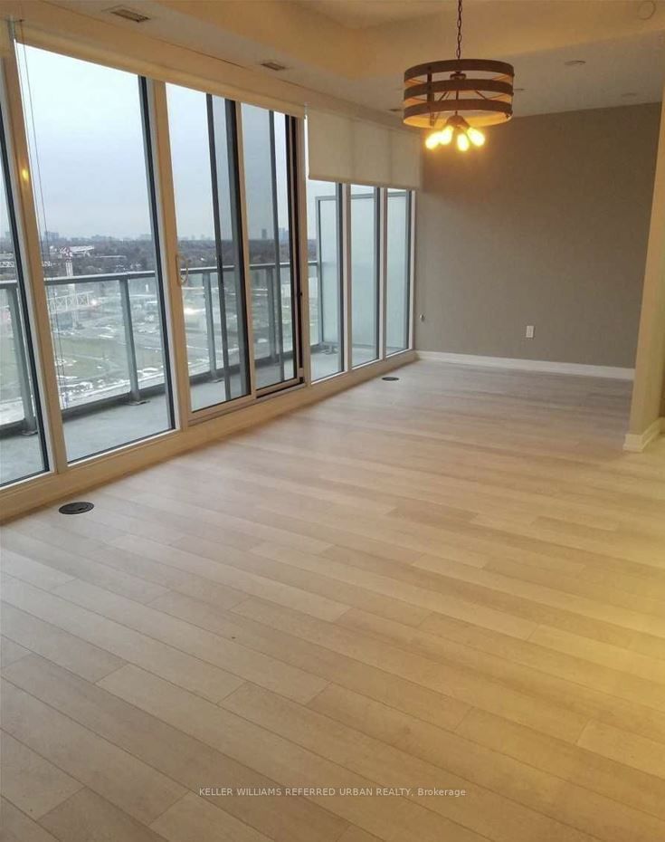 Preview image for 115 Mcmahon Dr #1812, Toronto