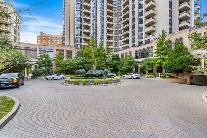 Preview image for 500 Doris Ave #Lph2819, Toronto